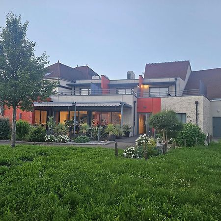 Hotel Au Coeur Des Bulles Loches-sur-Ource Exterior foto